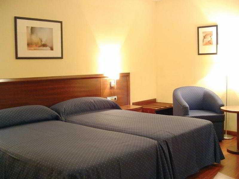 Hg Gaona Ξενοδοχείο Peligros Δωμάτιο φωτογραφία
